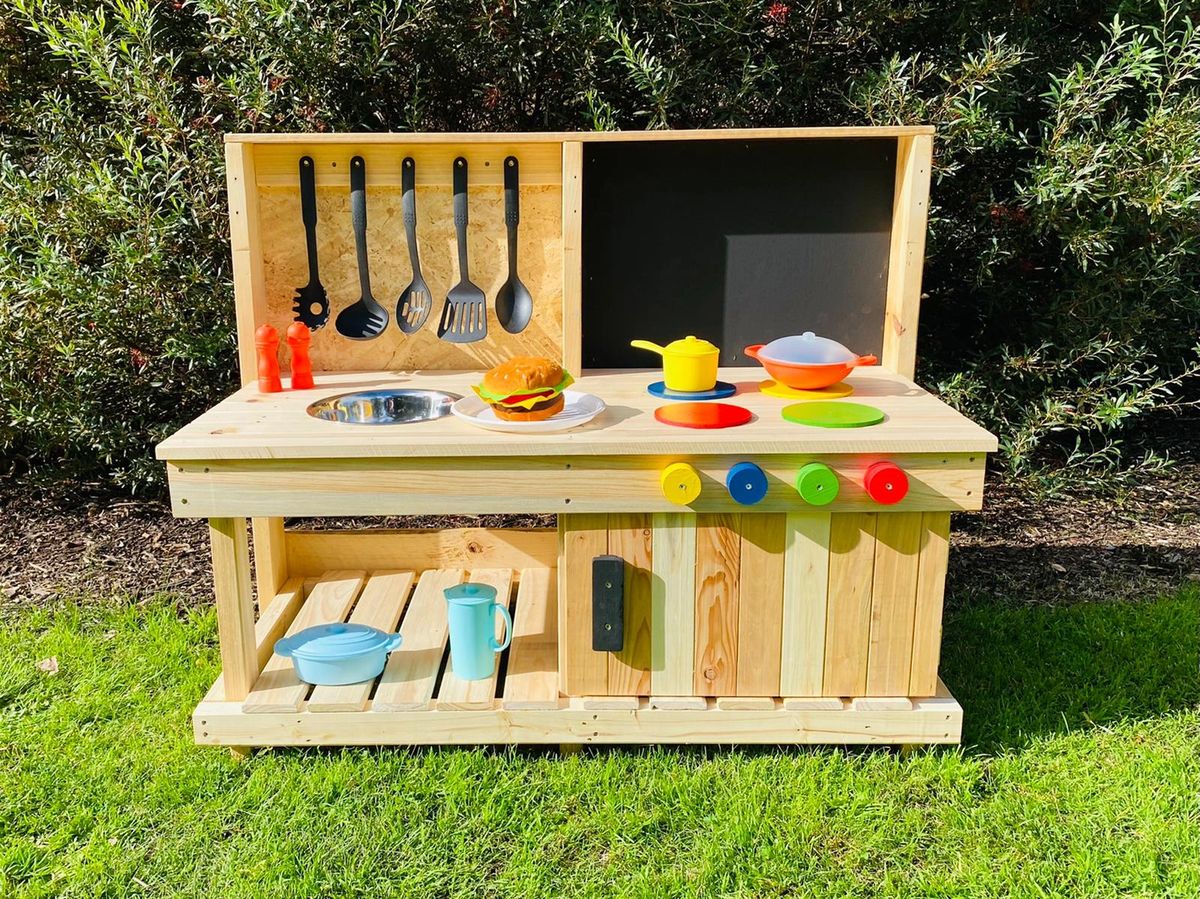 MUD KITCHEN incl door